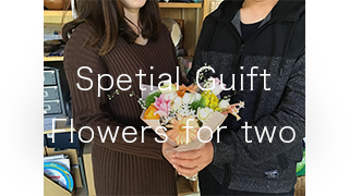 Spetial Guift Flowers for two
